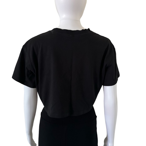 H&M Divided Black Boxy Printed Crop Top size M - Picture 2 of 7